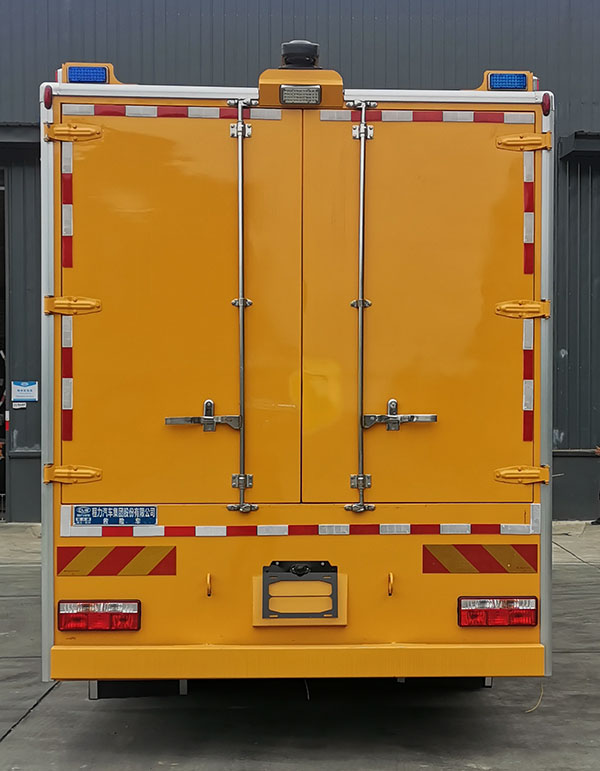 東風(fēng)多利卡D9救險(xiǎn)車