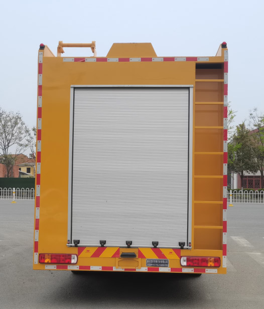 重汽豪沃遠程供排水搶險車