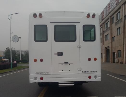 東風牌尖頭大巴實驗室檢測醫(yī)療車