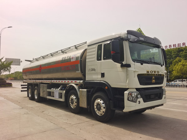楚勝牌CSC5328GYYLZ6型鋁合金運(yùn)油車