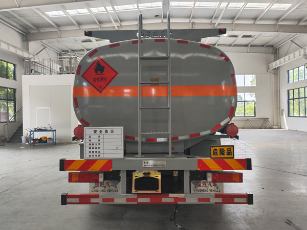 楚勝牌CSC5189GJYEZ6型加油車