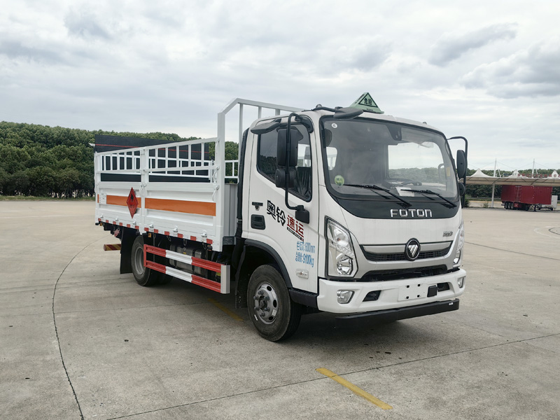 楚勝牌CSC5098TQPB6型氣瓶運(yùn)輸車