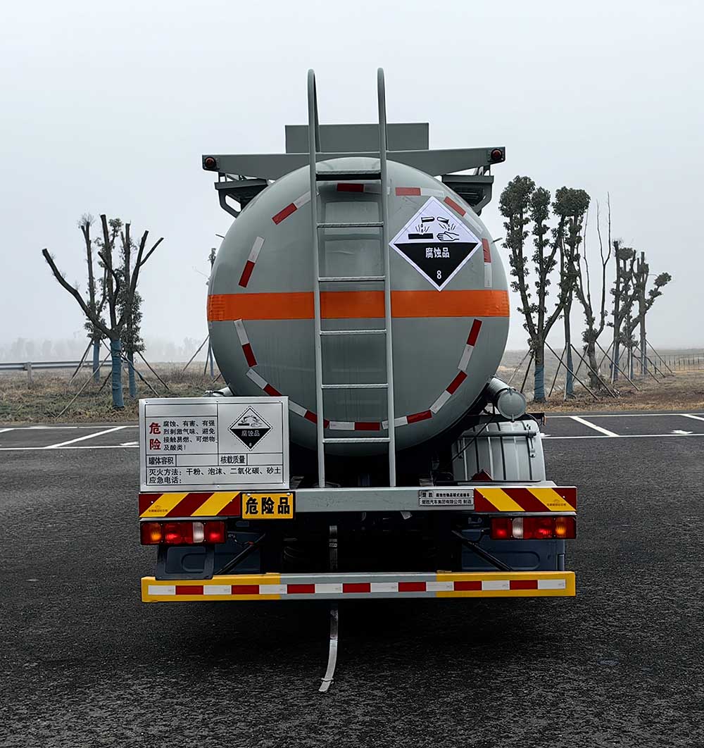 楚勝牌CSC5320GFWZK6CY型腐蝕性物品罐式運輸車