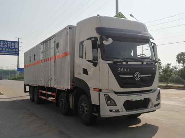 楚勝牌CSC5320XZWD6型雜項(xiàng)危險物品廂式運(yùn)輸車