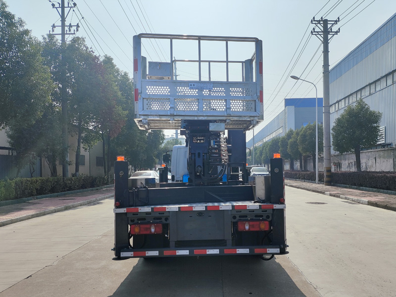 楚勝牌CSC5070JGKEH6型高空作業(yè)車