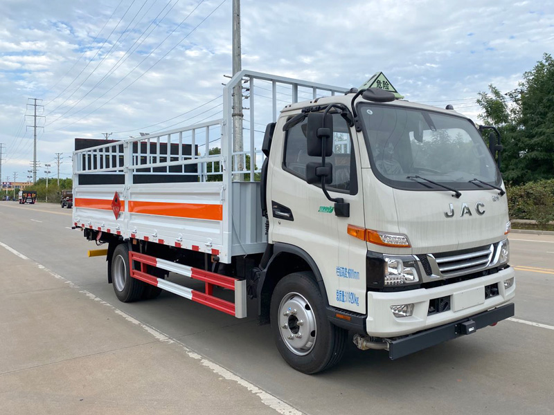 楚勝牌CSC5120TQPJH6型氣瓶運輸車