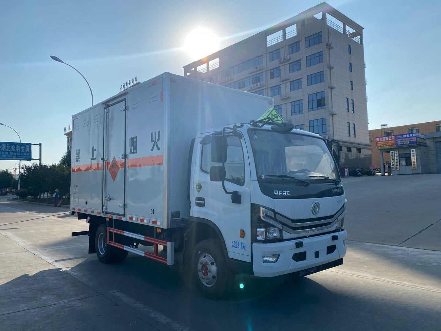 楚勝牌CSC5095XQY6型爆破器材運輸車